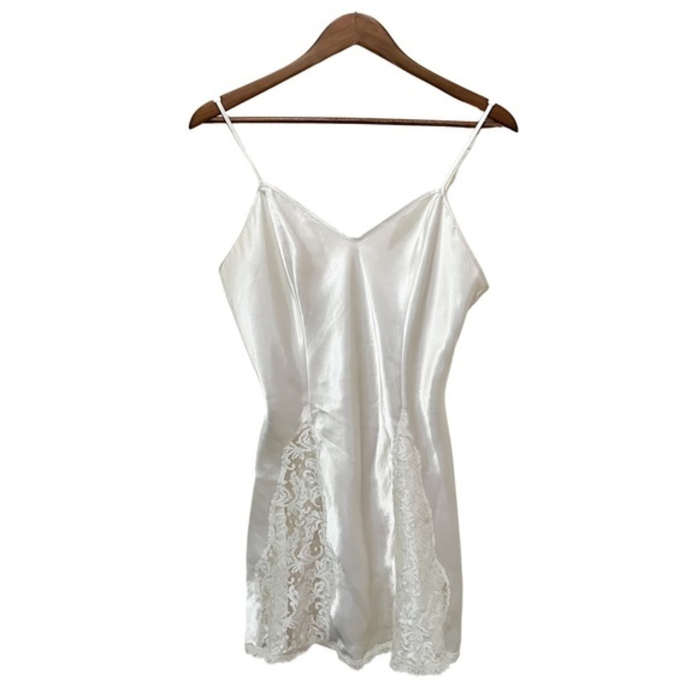 VICTORIA’S SECRET Vintage Gold Label Cream Lace Slip Dress Size Small